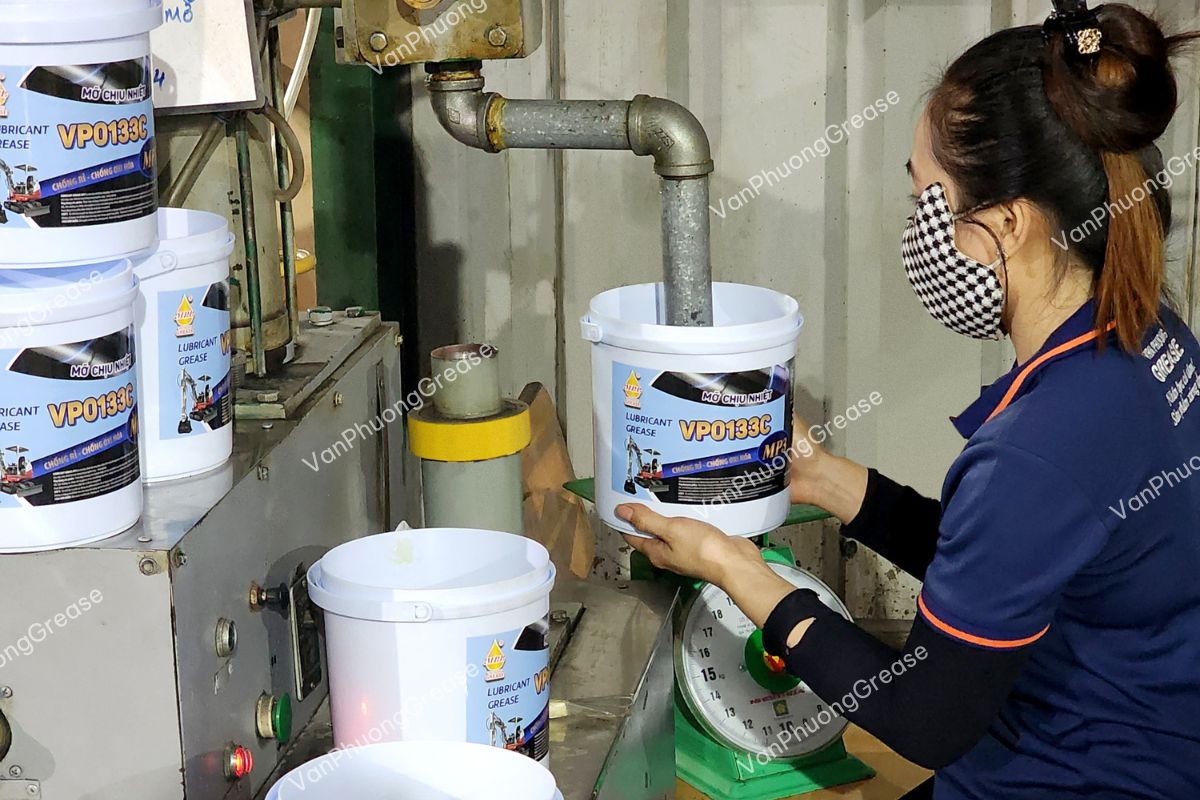 Bảo quản mỡ bôi trơn Vân Phương Grease là đơn vị cung cấp mỡ bôi trơn chính hãng