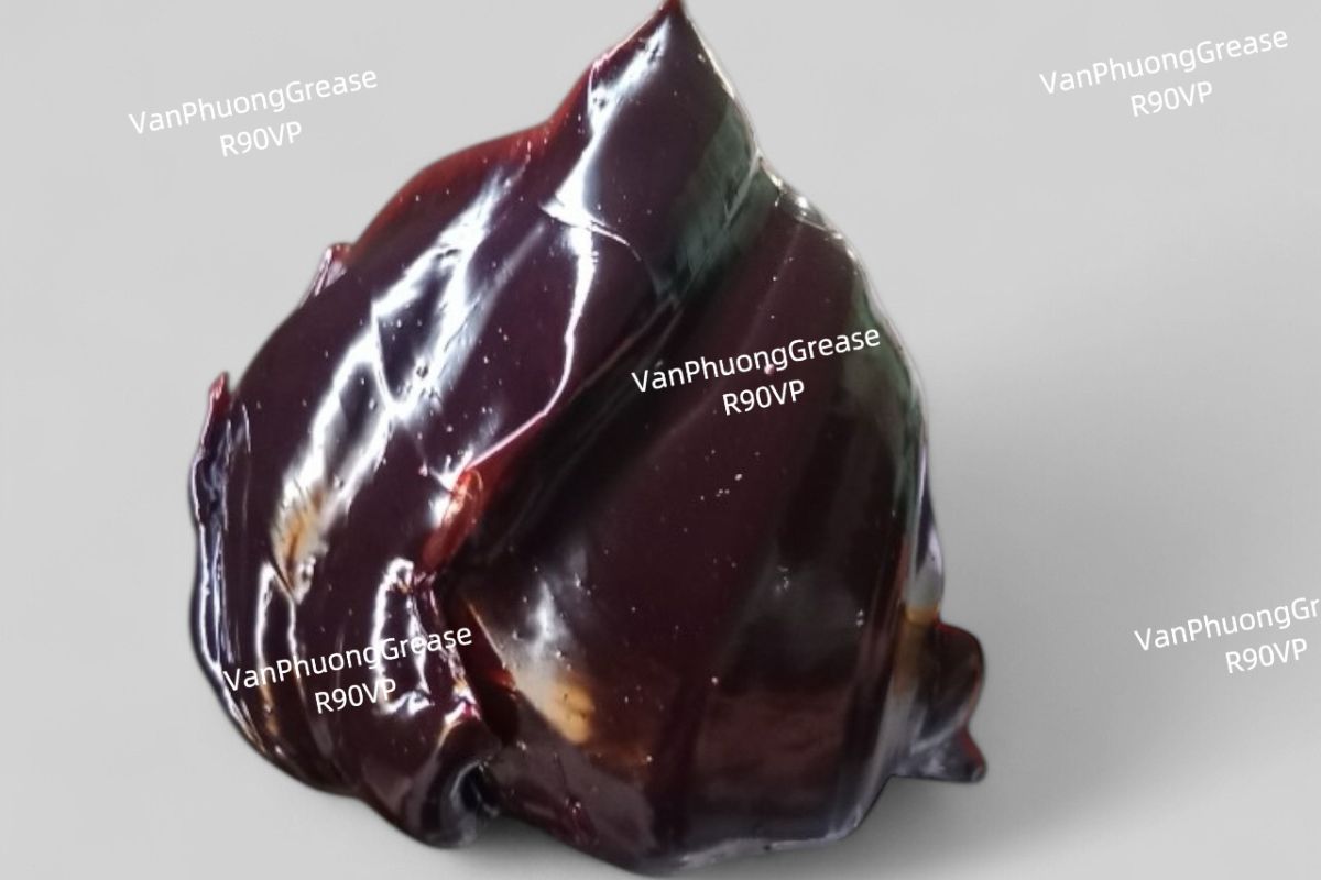 mỡ bò bôi trơn chịu nước Nước mưa hoặc nước rửa có thể cuốn trôi lớp mỡ bình thường