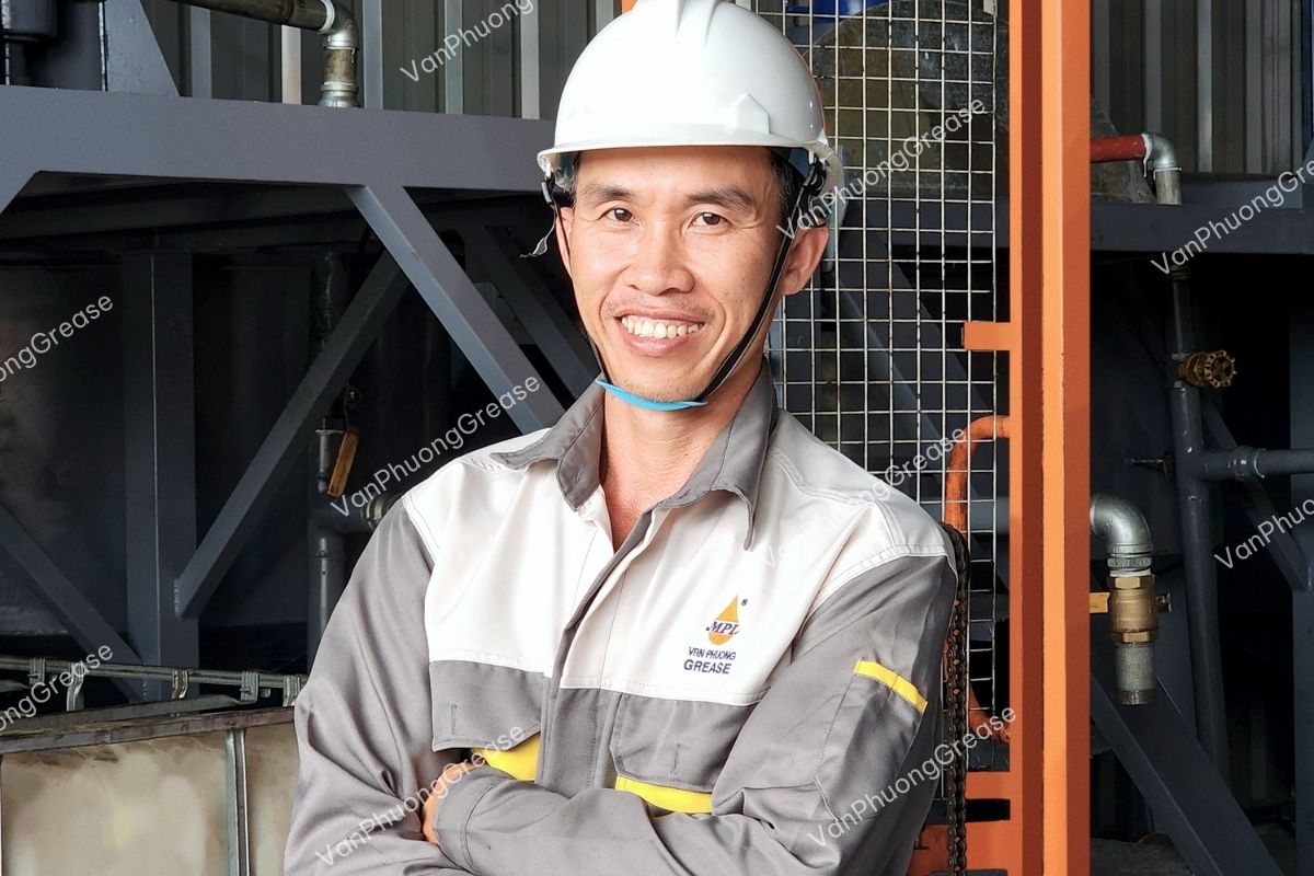 mỡ bôi trơn đa dụng cho ô tô Đội ngũ tư vấn viên có kiến thức sâu